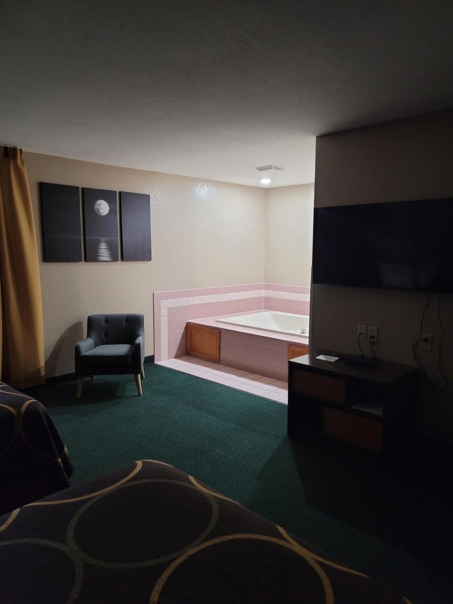 Super 8 By Wyndham Ionia Mi Hotell Eksteriør bilde